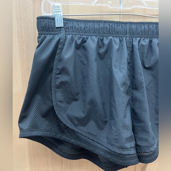 Nike Air Black Running Shorts with Liner - Picture 5 of 6
